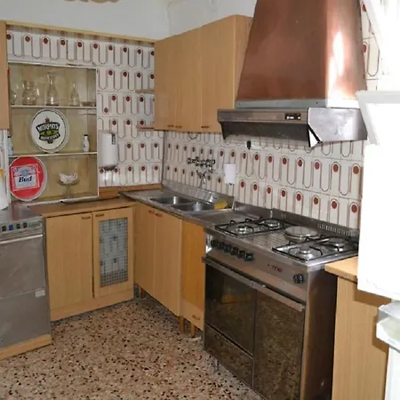Nyaraló House Historic Royal